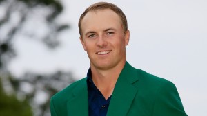 spieth_1442_masters15_d4_jacket_smile[1]